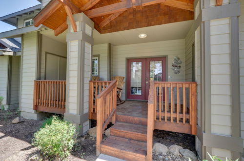 Photo 12 - Klamath Falls Getaway w/ Pool & Hot Tub Access