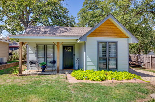 Photo 1 - Charming Granbury Cottage Retreat w/ Private Patio