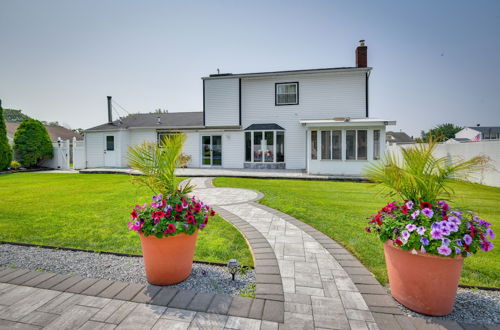 Photo 30 - Medford Home w/ Pool, Near Golf Courses