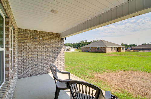 Photo 8 - Lovely Long Beach Retreat w/ Covered Patio