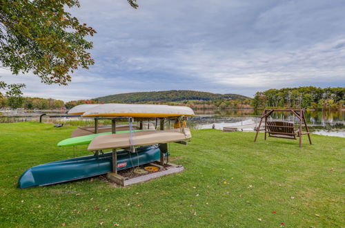 Photo 28 - Bradford Lake House w/ Dock: Near Wineries