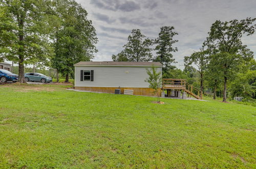 Photo 19 - Rural Mt Olive Cabin Rental w/ White River View