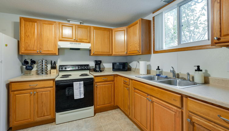 Foto 1 - Cedar Rapids Vacation Rental: 2 Mi to Downtown