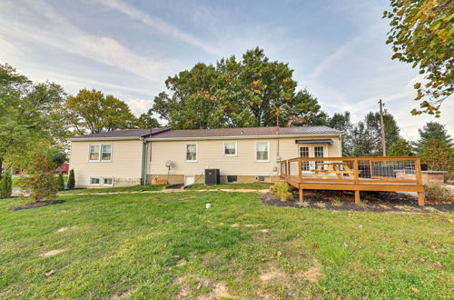 Photo 21 - Dry Ridge Rental Home w/ Hot Tub & Farm Views