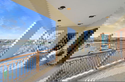 Foto 3 - Waterfront 3BR Apt Direct Access to Nakheel Mall