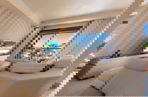 Foto 12 - Stylish Apartment With Pool in Marbella - Ref M51