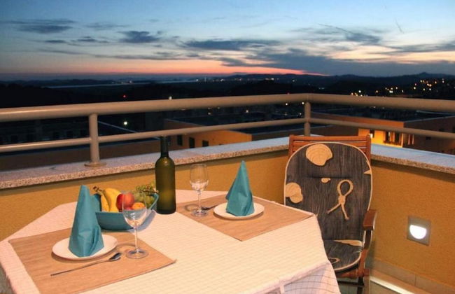 Cozy Sea View Apartment With Balcony - Foto 8