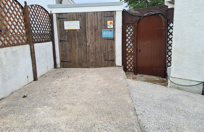 Unique 2-bed Cabin in Llanelli - Foto 17