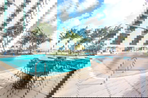 Foto 54 - Luxurious Downtown Escape