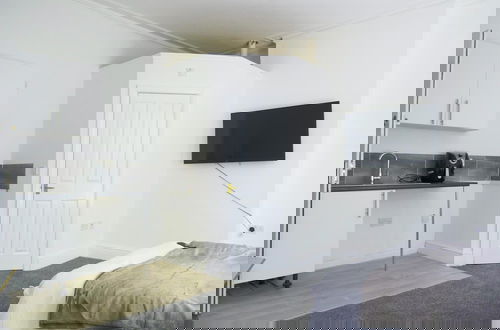 Photo 10 - Cosy & Modern 1 Bed Studio