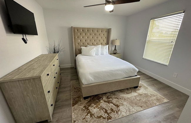 Modern, Fully Updated Southern Dunes Home - Golf Course Views - Foto 7