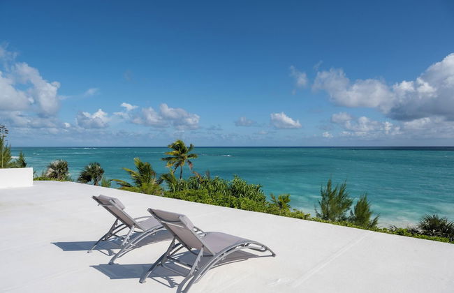 Shoreline Serenity: Secluded Coastal Villa - Foto 20