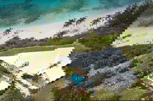 Photo 18 - Caribbean Dream: Secluded Villa With Private Beachfront