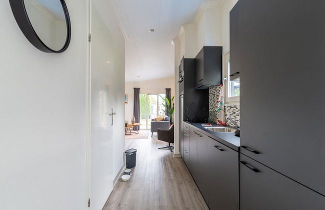 Holiday Home in Molenschot Near Nature Reserves - Foto 8