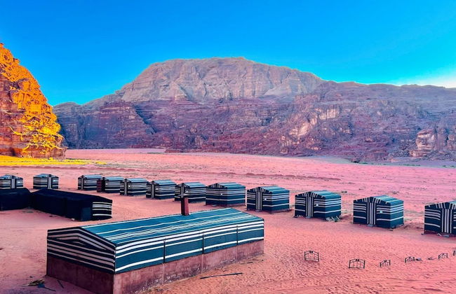 Wadi Rum Hikes & Camp - Foto 1