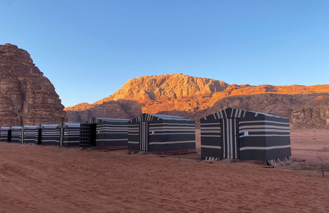Wadi Rum Hikes & Camp - Foto 33