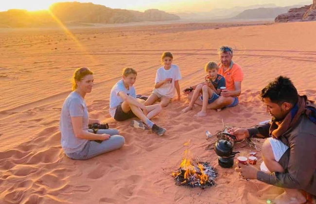 Wadi Rum Hikes & Camp - Foto 16