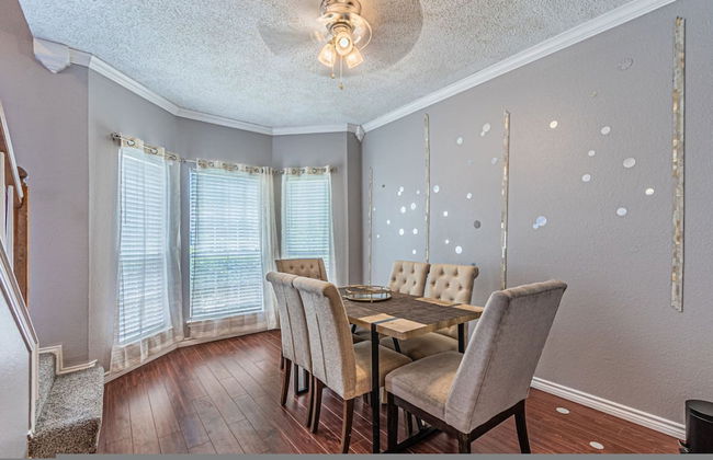 Lux 3-br Garage Gated Yard by The Star Frisco - Photo 36