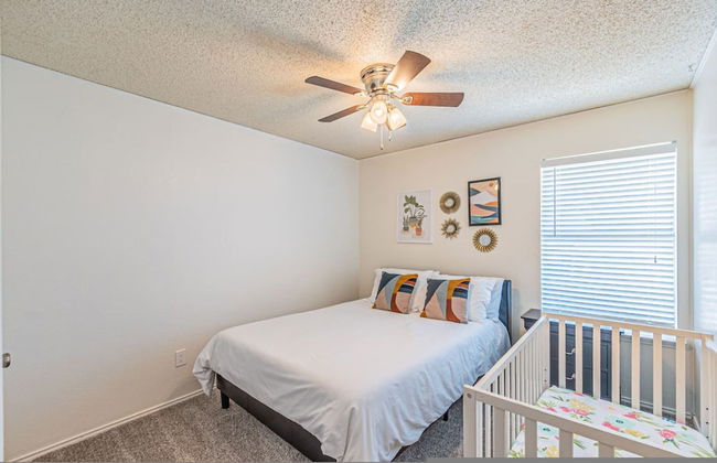 Lux 3-br Garage Gated Yard by The Star Frisco - Photo 26