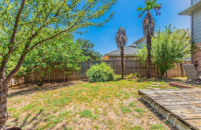 Lux 3-br Garage Gated Yard by The Star Frisco - Photo 24