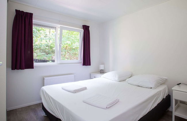 Beautiful House With Covered Terrace, Located in a Holiday Park in Rhenen - Foto 33
