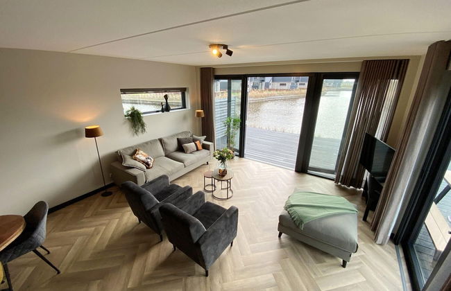 Luxurious Detached Water Villa With Jetty - Foto 73