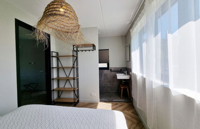Luxurious Detached Water Villa With Jetty - Foto 8
