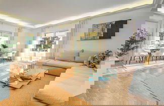 Foto 1 - Luxurious Stylish 2 Bd Villa in Voula
