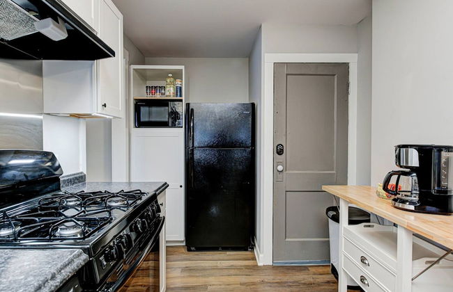 Chic Spacious Downtown Retreat - Foto 11