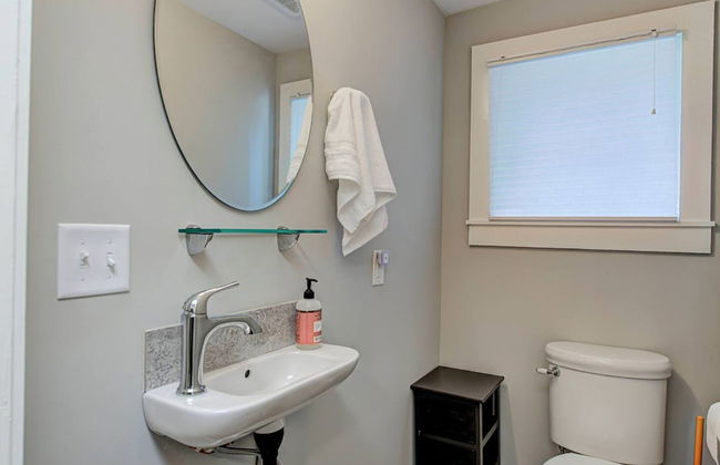 Chic Spacious Downtown Retreat - Foto 8