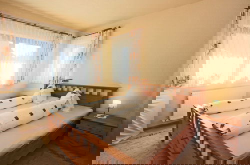 Foto 2 - Cozy Apartment in Wenns With Garden