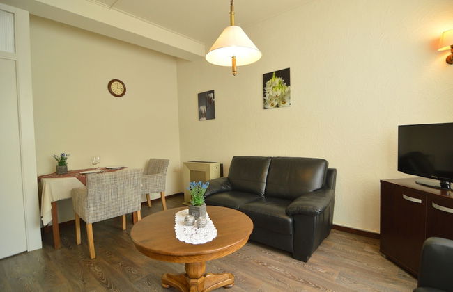 Snug Apartment in Schin op Geul Near Public Pool - Foto 40