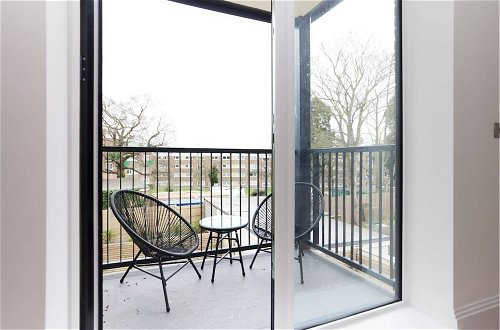 Photo 20 - The Wembley Park Wonder - Charming 2bdr Flat With Balcony