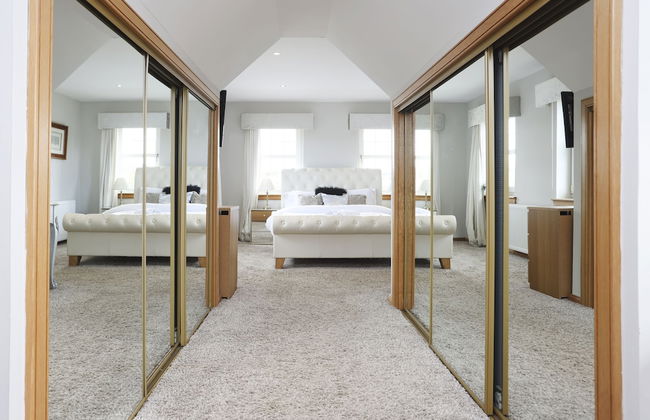 JOIVY Greenknowes Farmhouse Retreat 7 Bed With Hot Tub And Bar - Foto 6