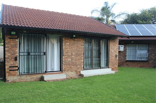 Photo 41 - Chic & Serene 1-Bed Haven in Roodepoort