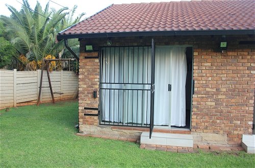 Photo 40 - Chic & Serene 1-Bed Haven in Roodepoort