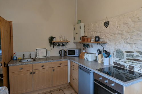 Photo 3 - Elegant and Secluded 1-bed Cottage Near Bideford
