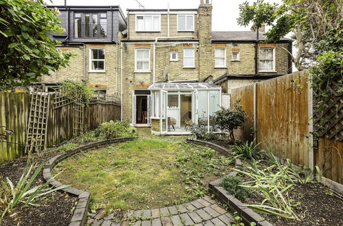 Photo 26 - Terraced Edwardian House-poets' Corner