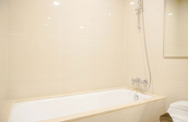 Best Spacious And Nice 3Br At 28Th Floor Casa Grande Apartment - Photo 15