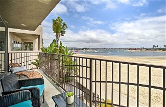 Foto 1 - Bright, Updated Townhome w/ Mission Bay View