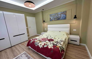 Photo 2 - Royal Seaview Oasis