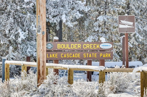 Photo 2 - Peaceful Donnelly Retreat < 1 Mi to Lake Cascade