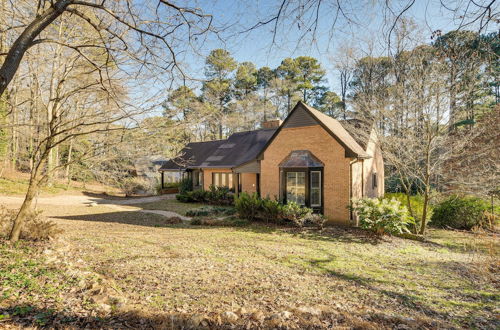 Foto 5 - Lakefront Raleigh Home w/ Deck: 12 Mi to Downtown