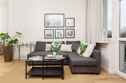 Photo 1 - Apartment With Parking by Renters