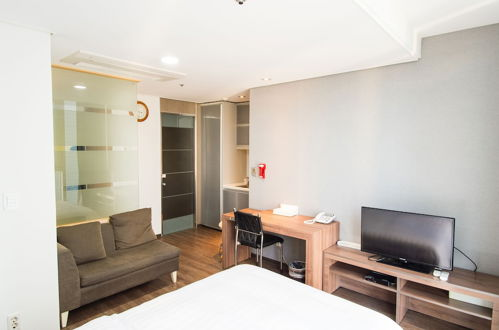 Foto 4 - Brown Suites Hotel Sinchon Central