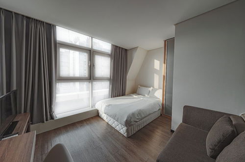 Foto 6 - Brown Suites Hotel Sinchon Central