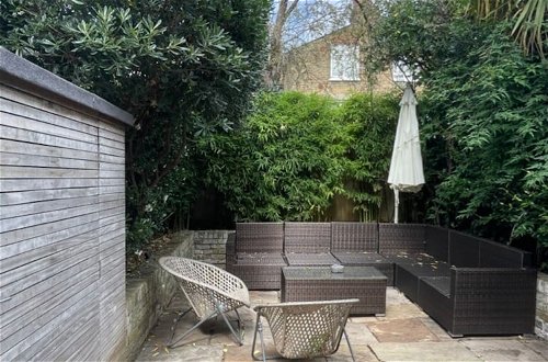 Photo 28 - Secluded & Serene 3BD Family Home - Wandsworth