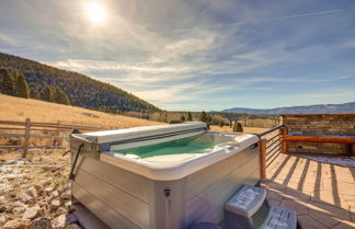 Photo 1 - Angel Fire Escape w/ Hot Tub, Game Room & Views