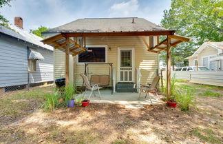 Foto 2 - Quaint Columbus Getaway w/ Patio & Large Yard