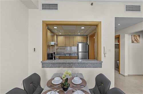 Photo 11 - Pure Living - Cozy Apartment With Balcony In Silicon Oasis